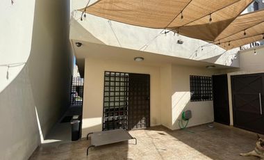 Se Vende casa de 4 recamaras dentro de un coto con acceso Controlado pasando Flamingos.