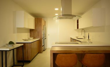 En Venta Departamento de Lujo de 3 Dormitorios en Puertas del Sol - Ordoñez Lasso