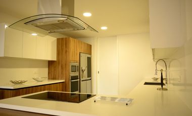 En Venta Departamento de Lujo de 3 Dormitorios en Puertas del Sol - Ordoñez Lasso