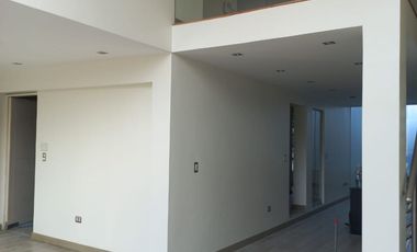 VENDO CHALET DE 4 PISOS EN  URB. SAN ROQUE SURCO