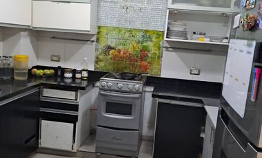 VENDO CHALET DE 4 PISOS EN  URB. SAN ROQUE SURCO