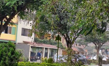VENDO CHALET DE 4 PISOS EN  URB. SAN ROQUE SURCO