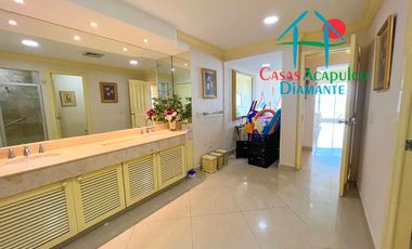Departamento en venta con hermosa terraza e increíble vista al mar