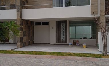 Hermosa casa en MORILLOTLA