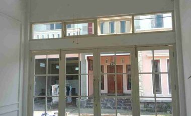 DI JUAL RUMAH  BARU 2 LANTAI* 

Lokasi Cemandi Sedati Sidoarjo

- Luas Tanah: 4 x 10 (40m2)
- Luas Bangunan ( Lantai 2 + Mezzanine)
- KM/WC:  1 Unit
-