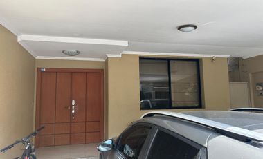 VENDO SAMBORONDÓN BOREAL CASA 3 DORMITORIOS