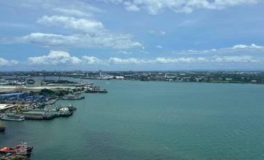FOR RENT: BRANDNEW, CHIC FRONT SEAVIEW STUDIO IN MANDANI BAY SUITES, MANDAUE CITY, CEBU.