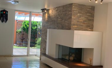VENDO CASA SEMINUEVA EN LA LOMA XICOTÉNCATL EXCELENTE UBICACION A UNA CUADRA DE LA UAT