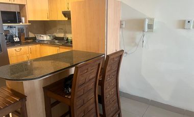 Manta, Vendo Hermoso Departamento Amoblado con Vista al Mar