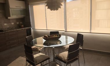 Venta de departamento de 4 dormitorios cercano al parque de la Carolina.