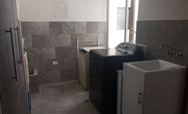 Venta de departamento de 4 dormitorios cercano al parque de la Carolina.