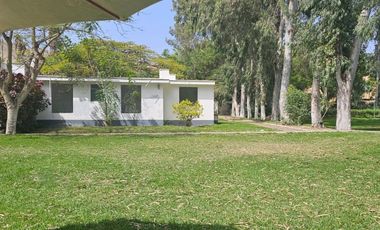 TERRENO PARA CASA DE CAMPO CERCA A LA PLAYA.