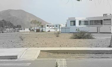 TERRENO PARA CASA DE CAMPO CERCA A LA PLAYA.