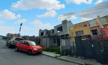 OPORTUNIDAD DE INVERSIÓN, SE VENDEN 2 CASAS EN OBRA GRIS, EN ZARZAS 2, SUR DE LOJA