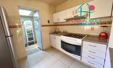 Roof garden con asador. Estancia con salida a las áreas comunes