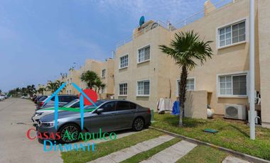 Roof garden con asador. Estancia con salida a las áreas comunes