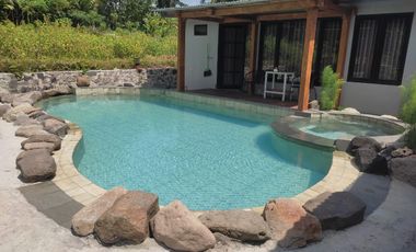 VILLA MURAH MINIMALIS KEKINIAN TANAH LUAS DI PAKEM SLEMAN