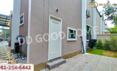 Townhome Nieve Classe Sri Maha Phot Prachinburi