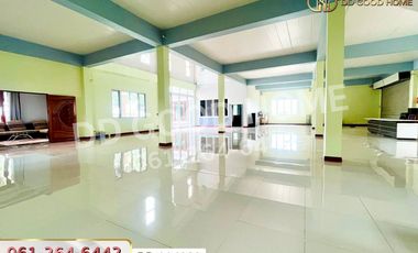 DD-004989 Single house with warehouse, Kao Liao, Nakhon Sawan (Phitchanaya Building Materials Shop), near Asia Fresh Market - Kao Liao