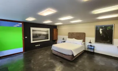 Techos Doble Altura: Espectacular Casa en Venta en La Mejor Zona de Miraflores