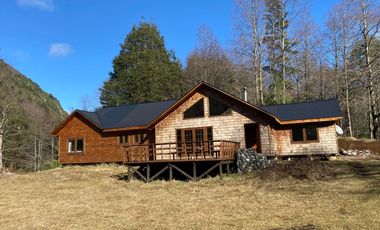 Huife 42 km Pucón Casa en parcela terreno de 3,5 hectáreas
