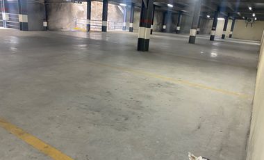 Renta Local 40 m2 Nuevo Obra Gris  plaza Helysium .Ave. Fundadores, Mty.