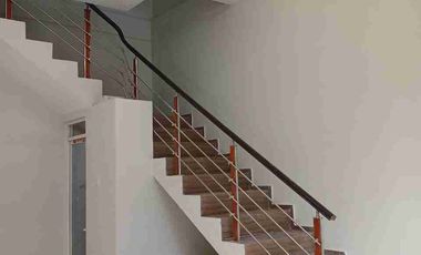 Jual Ruko / Rumah Usaha Baru Gress
Perumahan Kahuripan Niwana
Sidoarjo

Ada 4 Unit, Laku 3 Unit
*Sisa 1 Unit*

Luas 45m2 ( 4.5x10 )
LB LB 67m2 ( 2 Lan