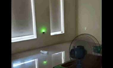 Jual Ruko
*Raya Bubutan Surabaya*

Luas tanah : 44m2
LB : 88m2 ( 2 LT )
Kmr mandi : 1
Ruangan Los
Hadap : Barat
PLN : 2200 Watt
Air : Sumur
Surat : SH