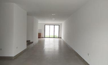 Casa de venta en la Urbanización Ciudad Celeste, de estreno, Samborondón.