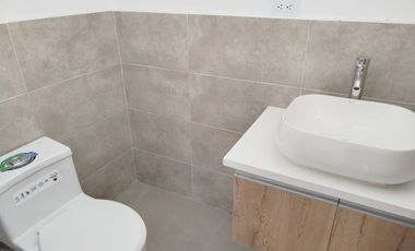 Casa de venta en la Urbanización Ciudad Celeste, de estreno, Samborondón.