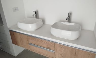 Casa de venta en la Urbanización Ciudad Celeste, de estreno, Samborondón.