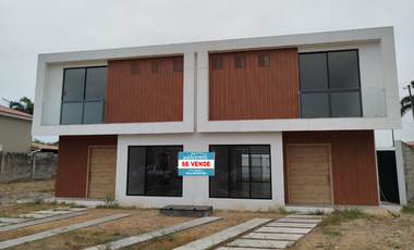 Casa de venta en la Urbanización Ciudad Celeste, de estreno, Samborondón.