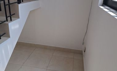 Casa en Renta en esquina Para Uso de Oficina Únicamente