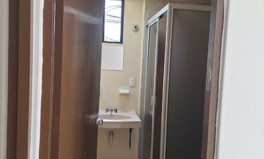 Casa en Renta en esquina Para Uso de Oficina Únicamente