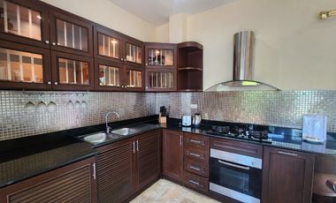 4BR Luxury Villa w/ Pool, Steps to Beach - ฿8.65M