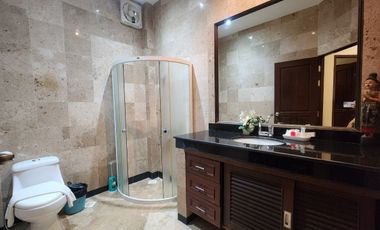 4BR Luxury Villa w/ Pool, Steps to Beach - ฿8.65M