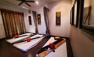 4BR Luxury Villa w/ Pool, Steps to Beach - ฿8.65M