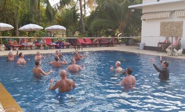 4BR Luxury Villa w/ Pool, Steps to Beach - ฿8.65M