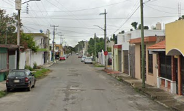 SE VENDE BONITA Y AMPLIA CASA EN QUINTANA ROO