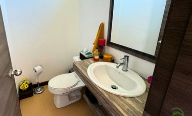 EN VENTA HERMOSA CASA DE 3 PISOS EN CARCELÉN