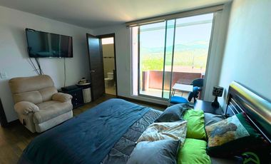 EN VENTA HERMOSA CASA DE 3 PISOS EN CARCELÉN