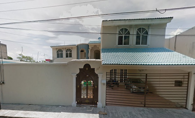 SE VENDE BONITA Y AMPLIA CASA EN CHETUMAL QUINTANA ROO