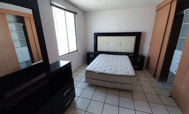 SE RENTA CASA EN FRACCIONAMIENTO EN Residencial Hacienda San Joaquin, Circuito San Joaquin, Barrio del Calvario, San Juan Cuautlancingo, Puebla, Méxic