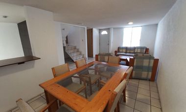 SE RENTA CASA EN FRACCIONAMIENTO EN Residencial Hacienda San Joaquin, Circuito San Joaquin, Barrio del Calvario, San Juan Cuautlancingo, Puebla, Méxic