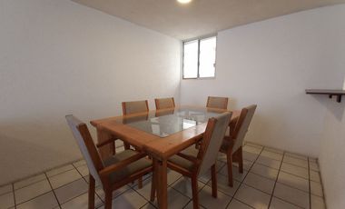 SE RENTA CASA EN FRACCIONAMIENTO EN Residencial Hacienda San Joaquin, Circuito San Joaquin, Barrio del Calvario, San Juan Cuautlancingo, Puebla, Méxic