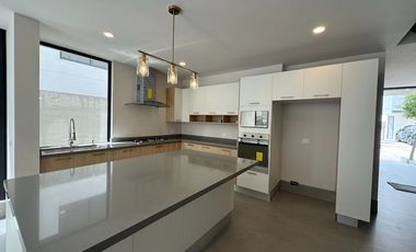 Casa en Venta en coto cedro, Parques Vallarta