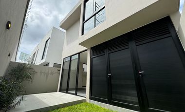 Casa en Venta en coto cedro, Parques Vallarta