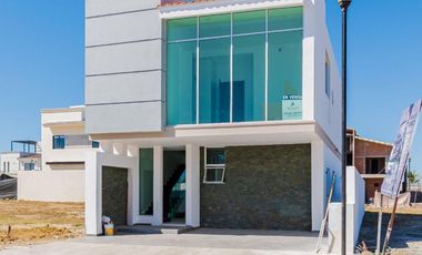 Casa en Venta, Residencial El Delfin, Marina Mazatlán