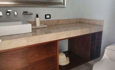 SE RENTA CASA AMUEBLADA EN PRIVADA, EN CIUDAD DEL CARMEN, CAMPECHE.