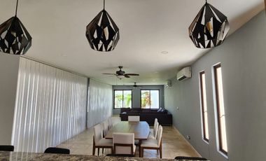 SE RENTA CASA AMUEBLADA EN PRIVADA, EN CIUDAD DEL CARMEN, CAMPECHE.